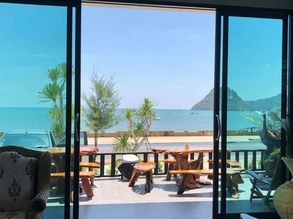 Zea Zide Hotel Prachuap Khiri Khan Exterior photo